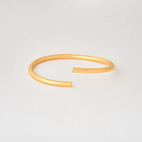 Closed Cuff