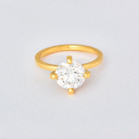 Round Diamond Prong Solitaire Engagement Ring