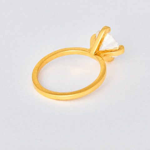 Round Diamond Prong Solitaire Engagement Ring