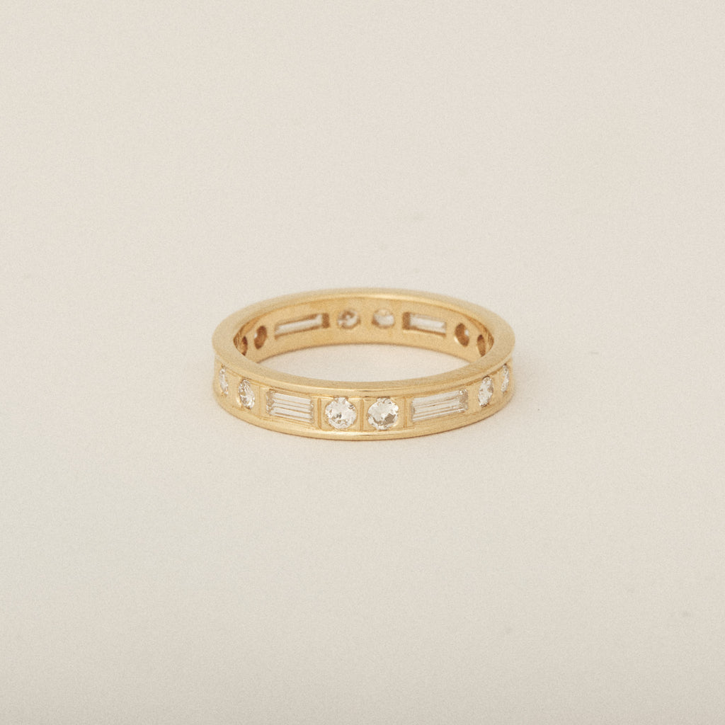 BEFORE & AFTER: Grandmother's brooch turned into four cousin diamond rings