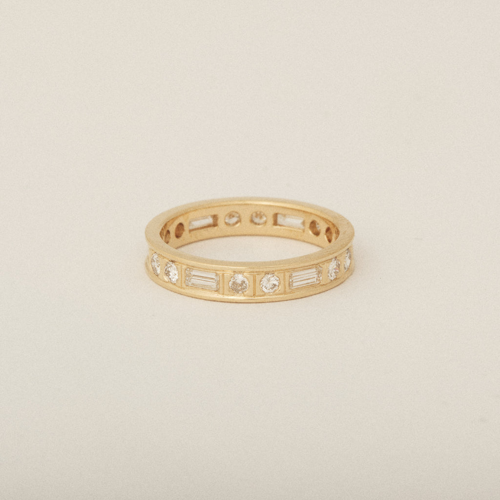 BEFORE & AFTER: Grandmother's brooch turned into four cousin diamond rings