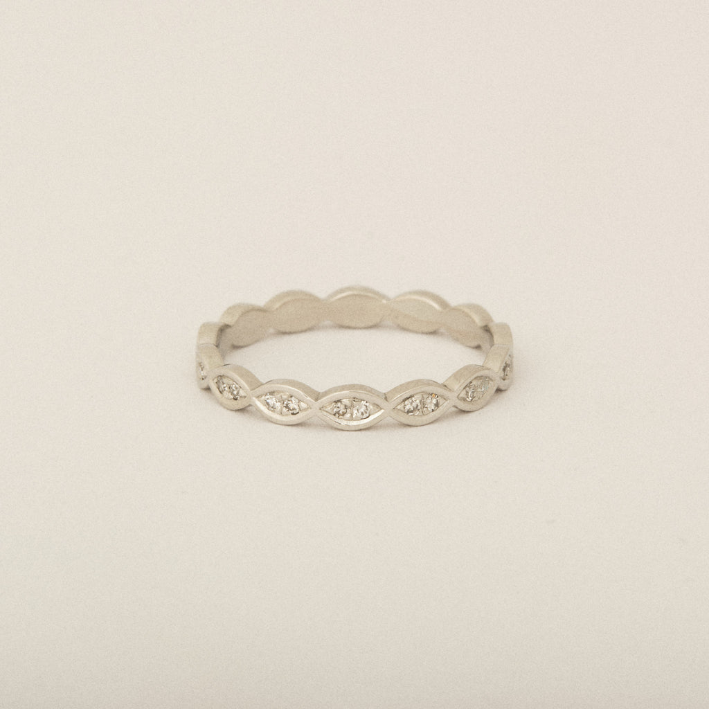 BEFORE & AFTER: Grandmother's brooch turned into four cousin diamond rings