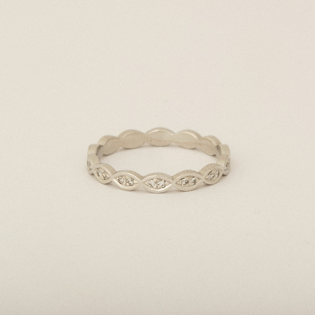 BEFORE & AFTER: Grandmother's brooch turned into four cousin diamond rings