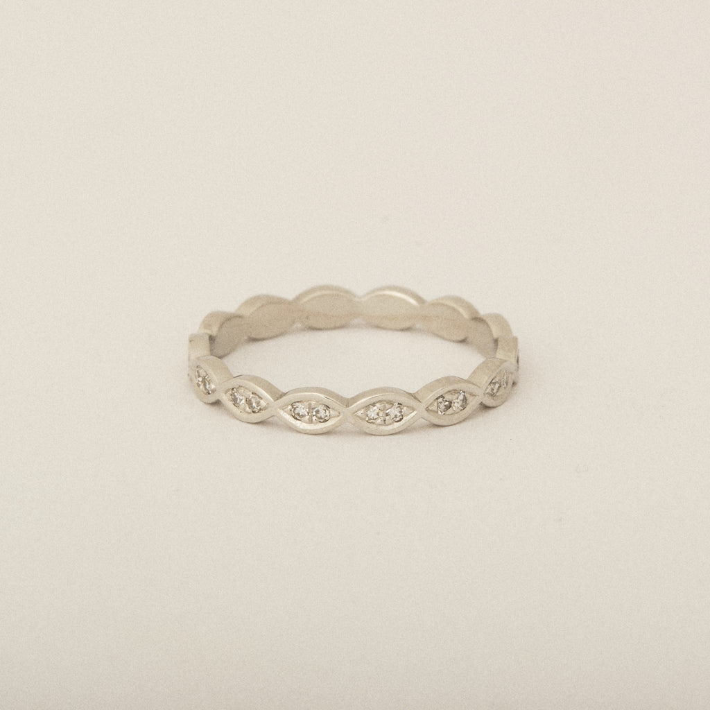 BEFORE & AFTER: Grandmother's brooch turned into four cousin diamond rings