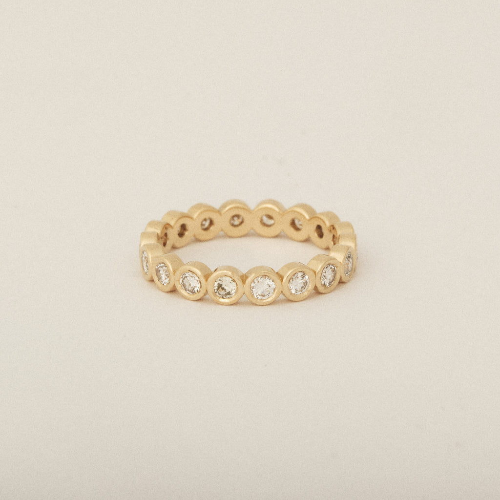 Heirloom Natural Round Diamond Bezel Set Wedding Band