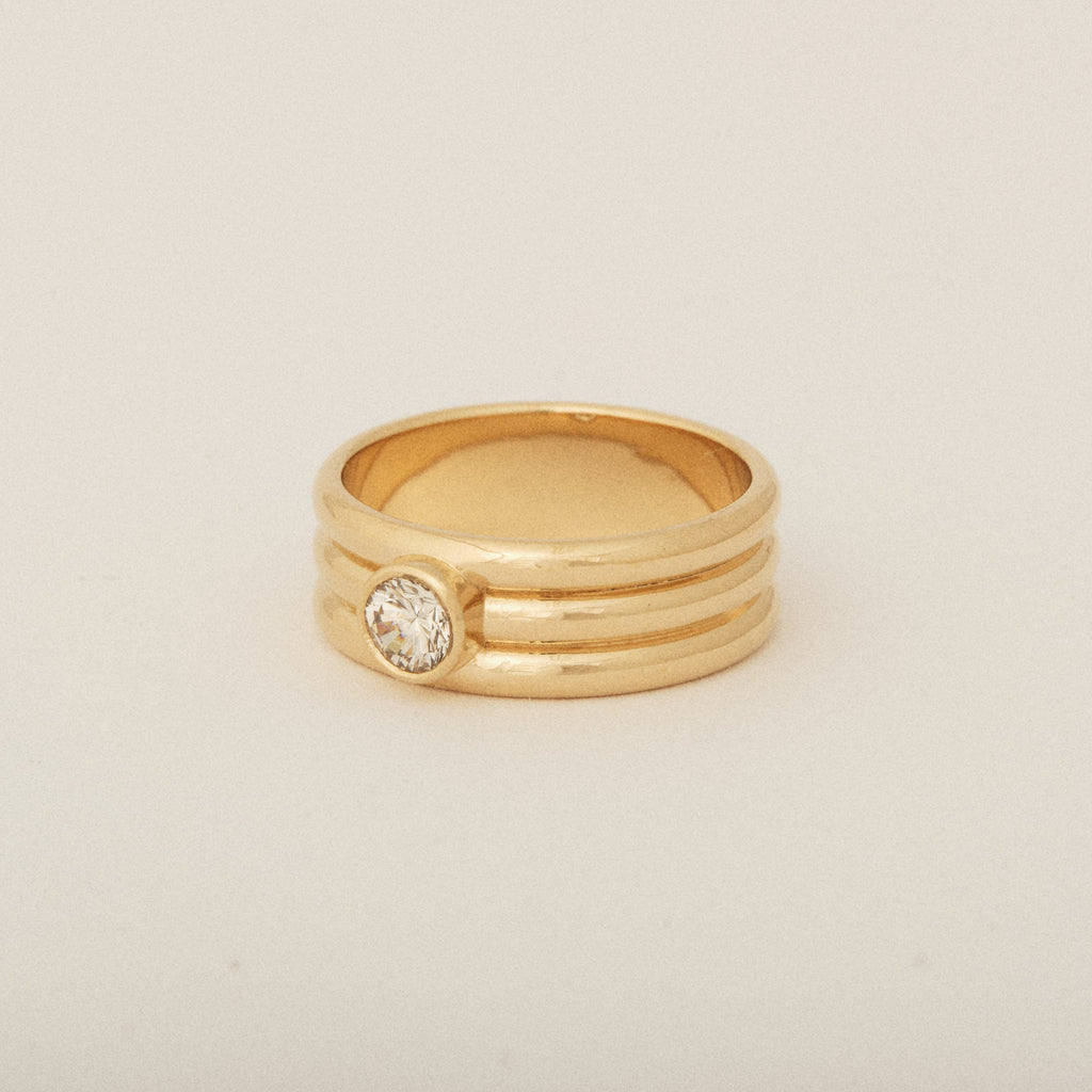 Three Round Bands Center Diamond Stone Engagement Ring